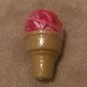 Adorable brand new hair tie ice cream cone.